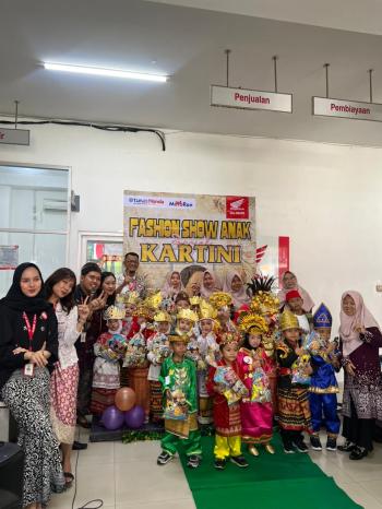 TDM Teluk Betung Gelar Showroom Event Hari Kartini dengan Fashion Show Meriah